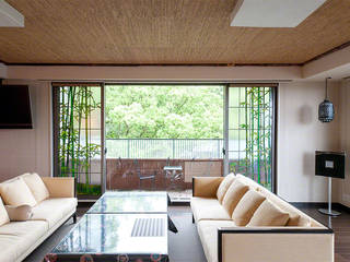 竹林の見える部屋, マルグラスデザインスタジオ マルグラスデザインスタジオ Asian style living room Glass