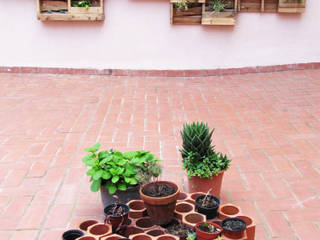 The JAM Terrace, Aida Lopez Paisajista Aida Lopez Paisajista Mediterranean style houses