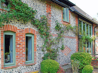 Timber Alternative Windows Country style windows & doors by ROCOCO Country