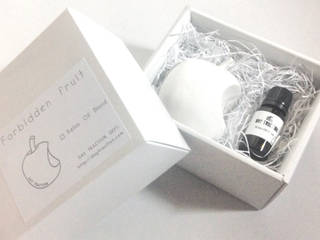 DAY TRACTIONの新商品"Forbidden fruit", DAY TRACTIONデザイン事務所 DAY TRACTIONデザイン事務所 Espaços de trabalho minimalistas Cerâmica