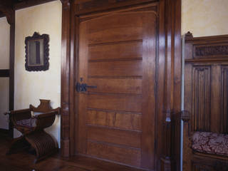 Bespoke Oak Doors, Stuart Interiors Stuart Interiors Classic style windows & doors