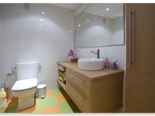 Picanya, MOBIMAR INTERIORISMO MOBIMAR INTERIORISMO Salle de bain moderne