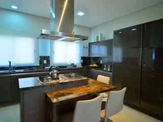 Soluções equilibradas, Marcelo Minuscoli - Projetos Personalizados Marcelo Minuscoli - Projetos Personalizados Modern kitchen