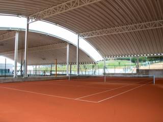 CLUB RAQUETA VALLADOLID, Bentabol y Rodrigo Arquitectos Bentabol y Rodrigo Arquitectos Modern gym