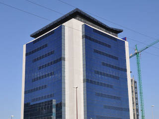 EDIFICIO DE OFICINAS, Bentabol y Rodrigo Arquitectos Bentabol y Rodrigo Arquitectos Casas modernas