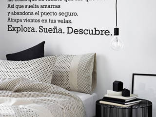 :: VINILOS DIVERTIDOS ::, MUSH HOME MUSH HOME Dormitorios de estilo clásico Sintético Marrón