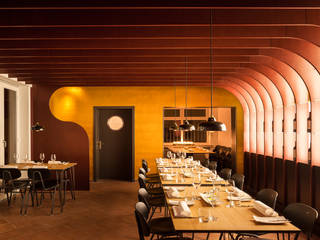 Restaurant "Bei Ivo - Steak & Wein" - Nachhaltige Restaurantplanung, Colourform Colourform Комерційні приміщення