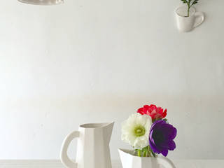 flowers, decco (デコ) decco (デコ) Other spaces Porcelain White Other artistic objects