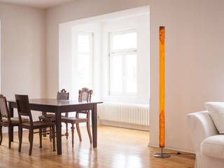 Stehleuchten LUM, raum12 raum12 Столовая комната в стиле модерн Янтарный / Золотой