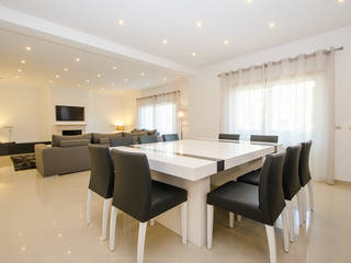 Private Interior Design Project - Vilamoura, Simple Taste Interiors Simple Taste Interiors Modern dining room