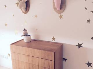 Vinilo decorativo infantil con estrellas doradas, Quiero Mi Vinilo Quiero Mi Vinilo Minimalist nursery/kids room