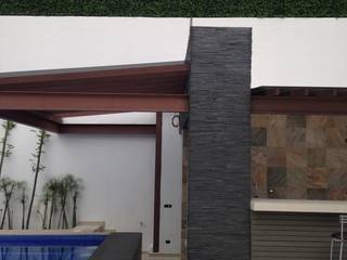 RESIDENCIA CLUB DE GOLF LA HACIENDA, CESAR MONCADA SALAZAR (L2M ARQUITECTOS S DE RL DE CV) CESAR MONCADA SALAZAR (L2M ARQUITECTOS S DE RL DE CV) 모던스타일 수영장