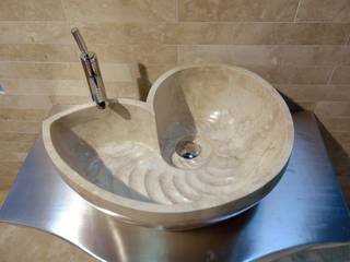 Washbasin in marble Cappuccino, mod. Nautilus, CusenzaMarmi CusenzaMarmi Moderne Badezimmer Marmor Beige