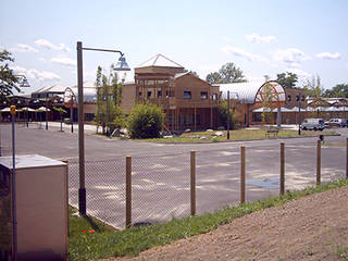 CENTRO COMMERCIALE - BIO CIP GARDEN, CALET s.r.l. CALET s.r.l. Комерційні приміщення Дерево Дерев'яні