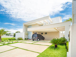 Sobrado Moderno, Camila Castilho - Arquitetura e Interiores Camila Castilho - Arquitetura e Interiores Nowoczesne domy