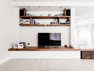 Appartamento Residenziale - Monza - 2013, Galleria del Vento Galleria del Vento Modern Living Room Wood White