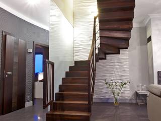 Faltwerktreppe Frankfurt, lifestyle-treppen.de lifestyle-treppen.de Modern corridor, hallway & stairs Wood Wood effect