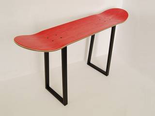 Skateboard Bench perfect for playing guitar , skate-home skate-home Rumah Modern