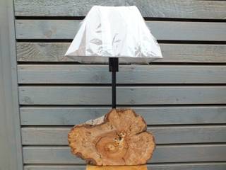 Wildholzlampe aus Scheinbuche, Wood Art Wood Art Soggiorno eclettico Legno Effetto legno
