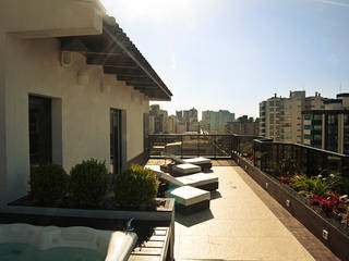 Reforma residencial, Pinheiro Machado Arquitetura Pinheiro Machado Arquitetura ระเบียง, นอกชาน