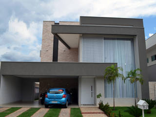 Casa Luciano, Lanzarq Arquitetura e Urbanismo Lanzarq Arquitetura e Urbanismo Maisons modernes