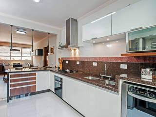 Apartamento 13, Patrícia Azoni Arquitetura + Arte & Design Patrícia Azoni Arquitetura + Arte & Design Tropical style kitchen