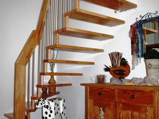 Bolzentreppe Offenburg, lifestyle-treppen.de lifestyle-treppen.de Koridor & Tangga Modern Kayu Wood effect