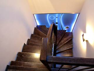 Bolzentreppe Siegen, lifestyle-treppen.de lifestyle-treppen.de Modern Corridor, Hallway and Staircase Wood Wood effect