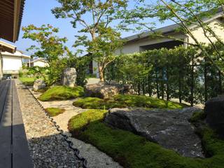 苔庭, 庭園空間ラボ teienkuukan Labo 庭園空間ラボ teienkuukan Labo Jardines de estilo asiático