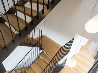 manufaktur haus NUR-HOLZ, Kasper&Neininger GmbH Kasper&Neininger GmbH Eclectic style corridor, hallway & stairs Metal