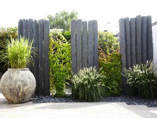 Zäune, MM NATURSTEIN GMBH MM NATURSTEIN GMBH Rustic style garden Stone Black Fencing & walls
