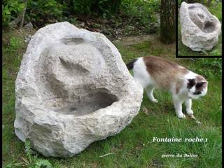 Fontaine Roche 1, Arlequin Arlequin Eclectic style garden Stone Grey