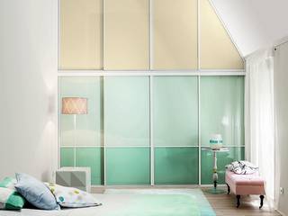 homify Modern style bedroom Wardrobes & closets