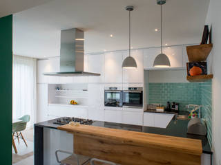 I and Y residency, Diego Alonso designs Diego Alonso designs Modern Kitchen