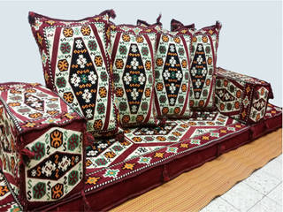 Kelim Sitzecke in XXL , Fares Hatef Rashid Fares Hatef Rashid Living room Cotton Red