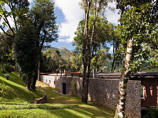 Casa Joaci de Oliveira, Enrico Benedetti Arquitetos Enrico Benedetti Arquitetos Country style house