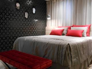 suíte master - vermelho, preto, branco, cinza e bege Mariana Von Kruger Modern style bedroom