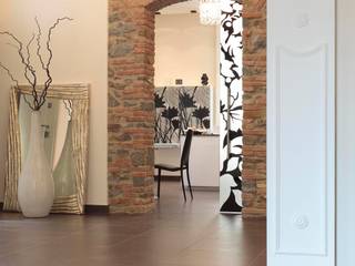 villa Toscana, MICHELE VOLPI STUDIO INTERIOR DESIGN MICHELE VOLPI STUDIO INTERIOR DESIGN モダンスタイルの 玄関&廊下&階段