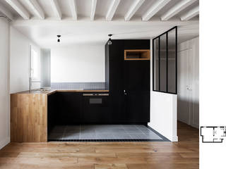 Restructuration d’un appartement à Paris 10ème, Gali Sulukjian Architecte Gali Sulukjian Architecte Modern kitchen Wood Wood effect