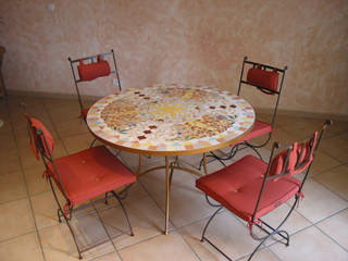 Plateaux de table en mosaïque (Pièces uniques), CHRISTOU Artiste/mosaïste CHRISTOU Artiste/mosaïste Salones de estilo ecléctico