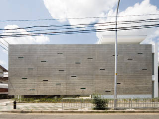 ＫａｌｅｉｄｏｓｃｏｐｅⅠ, 澤村昌彦建築設計事務所 澤村昌彦建築設計事務所 Casas modernas Concreto