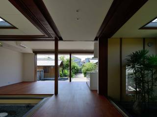 ＦＵＲＵＫＡＷＡ Ｈｏｕｓｅ, 澤村昌彦建築設計事務所 澤村昌彦建築設計事務所 Asian style corridor, hallway & stairs