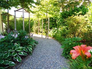 ​Pocket Park, Lustenberger Schelling Landschaftsarchitektur Lustenberger Schelling Landschaftsarchitektur Country style garden