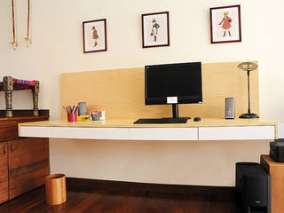 Hanging Desk, Redesign Studio Redesign Studio 모던스타일 서재 / 사무실