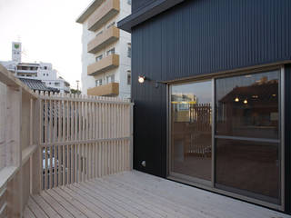 祖原の家, AMI ENVIRONMENT DESIGN／アミ環境デザイン AMI ENVIRONMENT DESIGN／アミ環境デザイン Asian style balcony, porch & terrace
