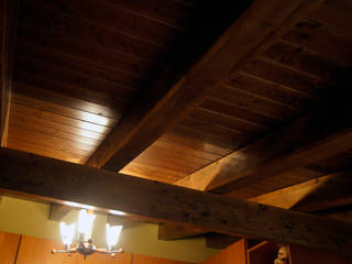 Cubierta ejecutada con panel de madera panelestudio, panelestudio panelestudio クラシカルスタイルの 寝室 木