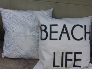 Life is better at the beach, Indigo fabrics Indigo fabrics Mediterranean style bedroom
