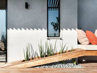 Duplex Penthouse in Tel Aviv, toledano + architects toledano + architects Balcones y terrazas de estilo minimalista