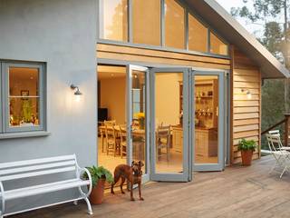 Bi-fold doors The Wood Window Alliance Fenêtres & Portes modernes Bois Effet bois