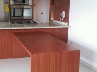 Cocina Le Ermitage, Forma y Espacio Arquitectos Constructores CA Forma y Espacio Arquitectos Constructores CA Modern style kitchen Engineered Wood Transparent